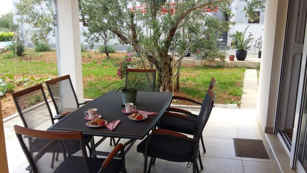 Family Holiday Home Turanj Dış mekan fotoğraf